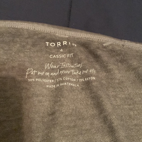 Torrid Gray Top - Picture 2 of 2